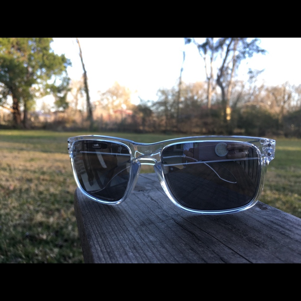 Custom Oakley Frogskins 😎